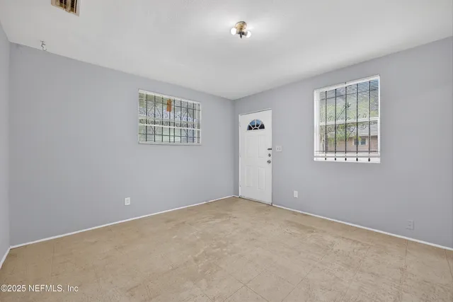 $1,200 | 3811 Chase Avenue, Jacksonville, FL 32209