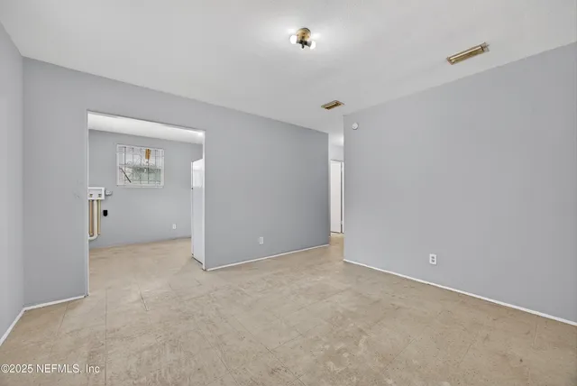 $1,200 | 3811 Chase Avenue, Jacksonville, FL 32209