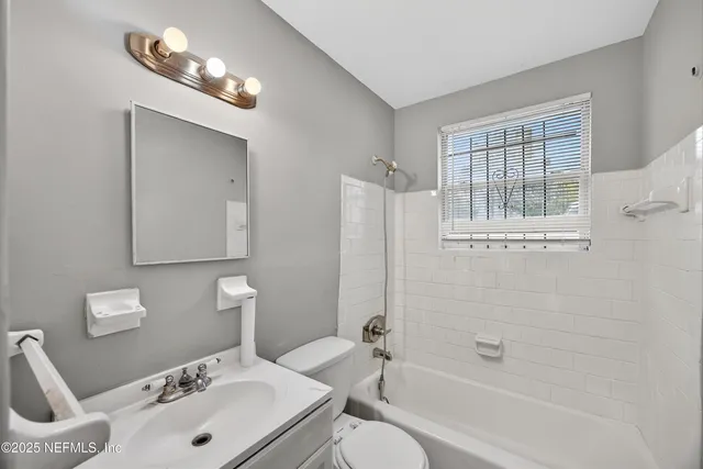 $1,200 | 3811 Chase Avenue, Jacksonville, FL 32209