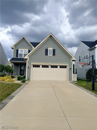 $405,000 | 2091 Farroni Drive, Willoughby, OH 44094