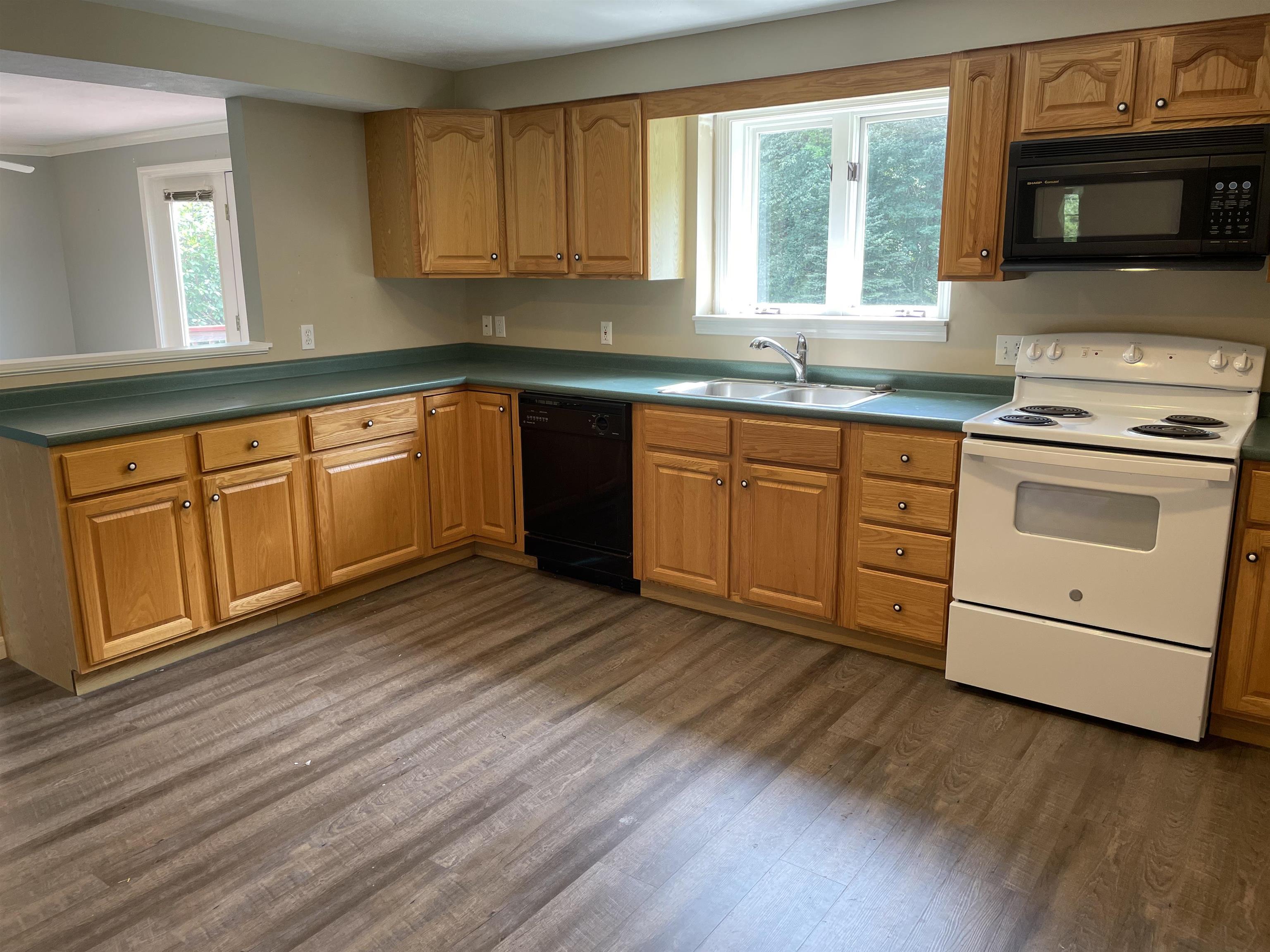 86 South Road North Hampton, NH 03862 - Photo 19 of 40