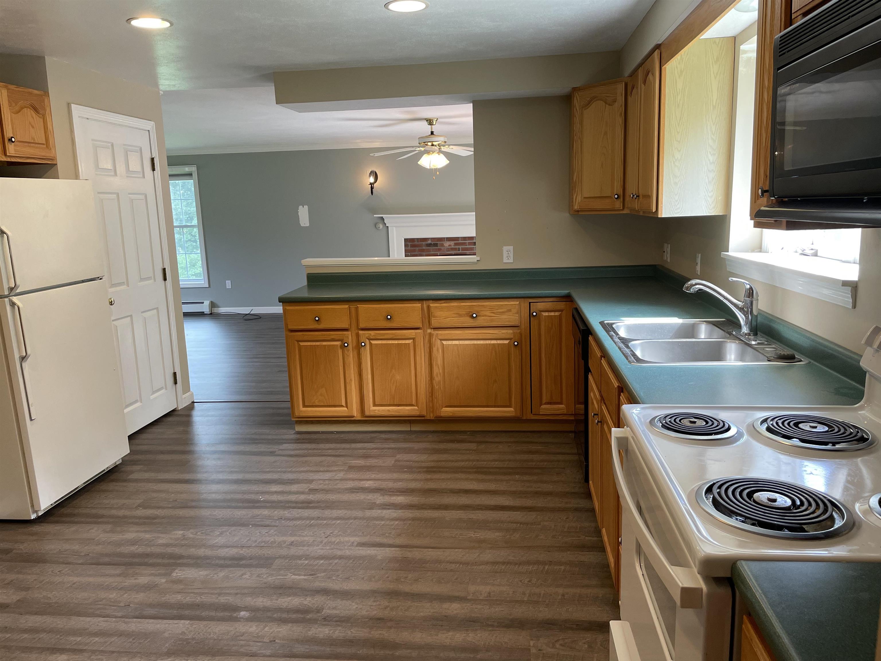 86 South Road North Hampton, NH 03862 - Photo 21 of 40