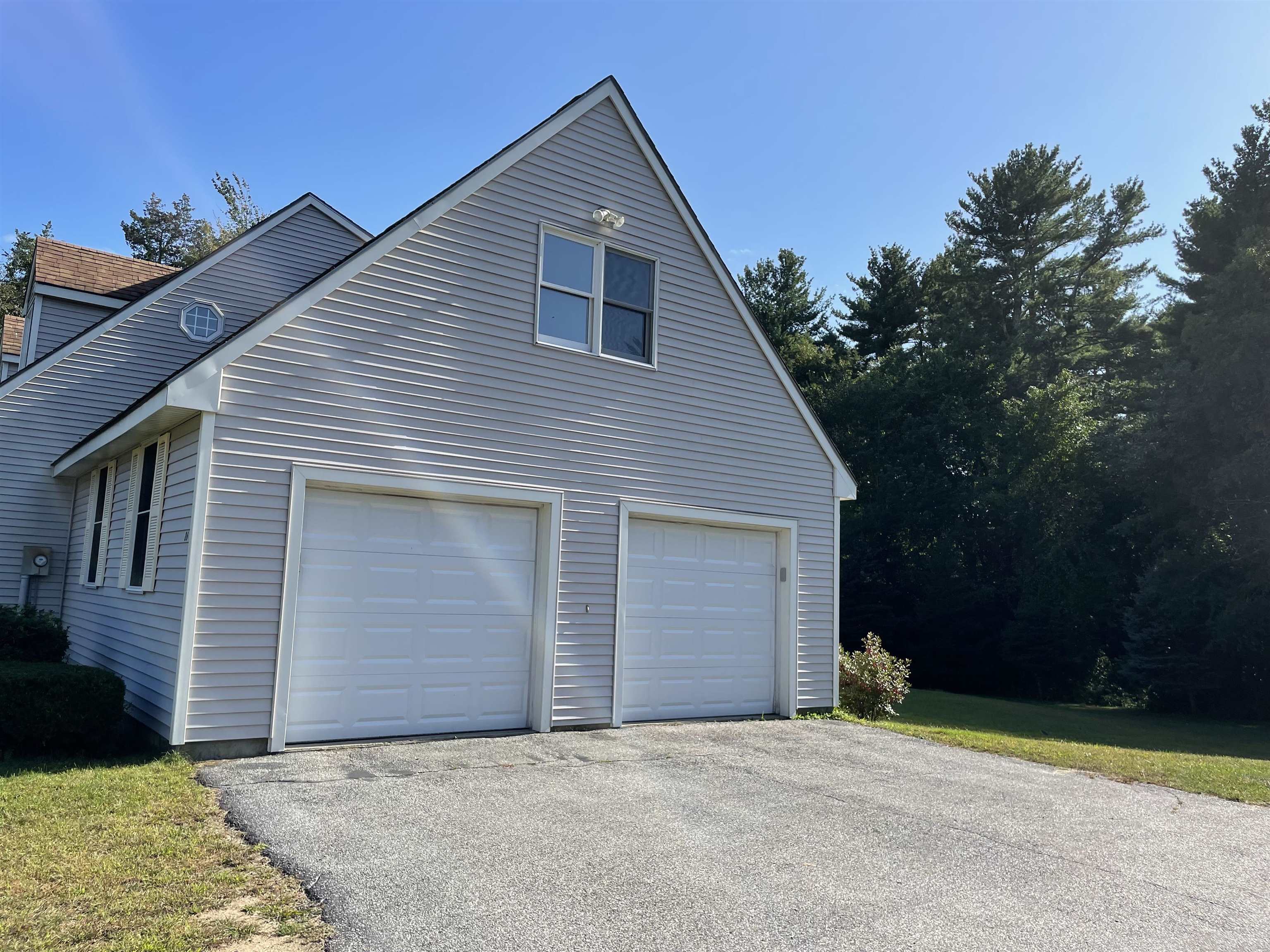 86 South Road North Hampton, NH 03862 - Photo 3 of 40