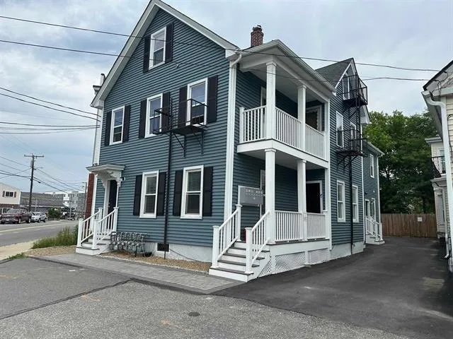 $1,350 | 30 Ledge Street, Unit 4, Nashua, NH 03060