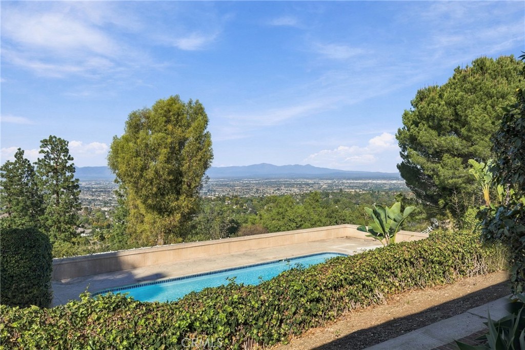 72 Saddleback Road Rolling Hills, CA 90274 - Photo 35 of 51 Gallery Image 35