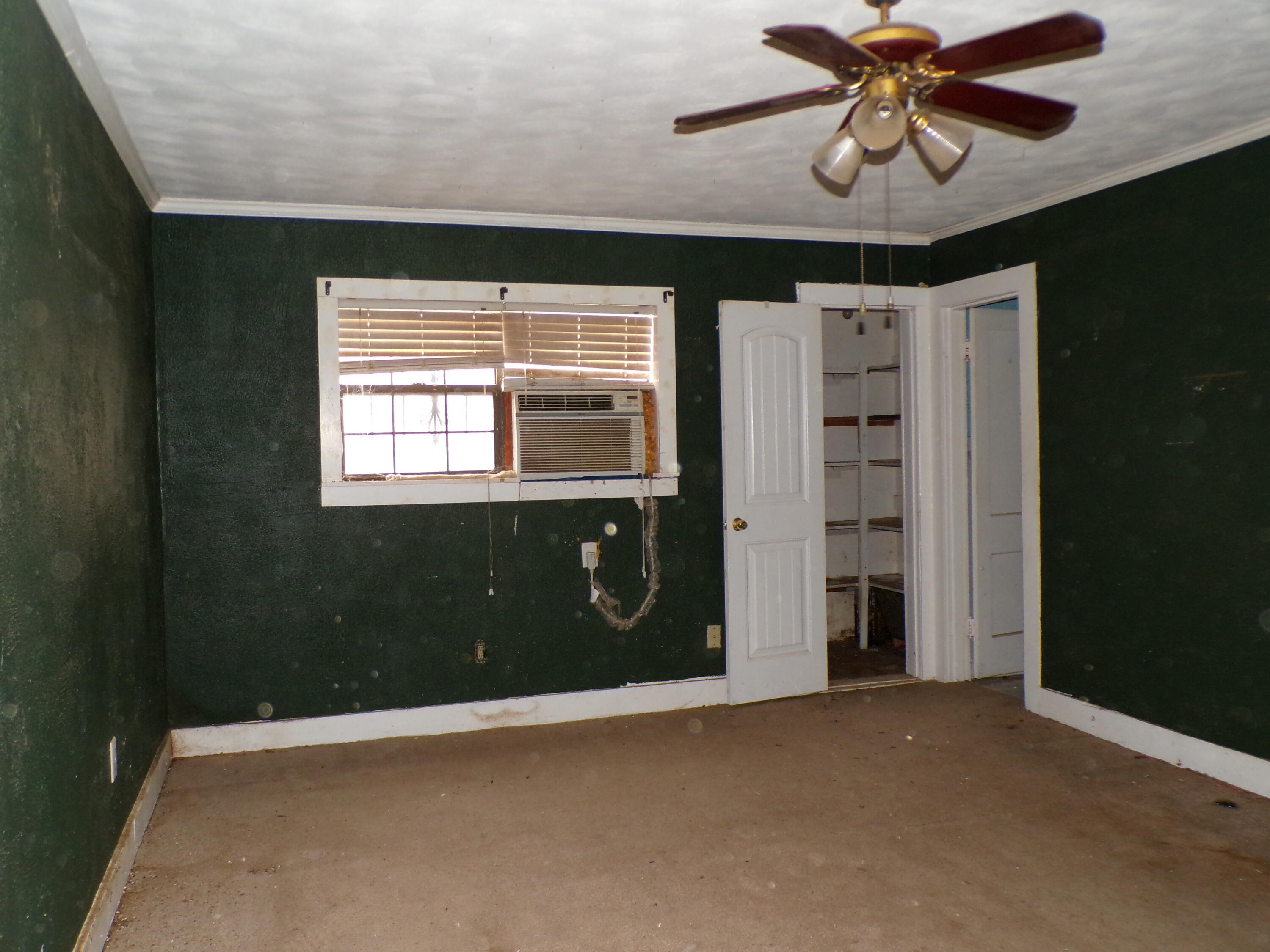2819 Colgate Street Lubbock, TX 79415 - Photo 5 of 22 100_0136