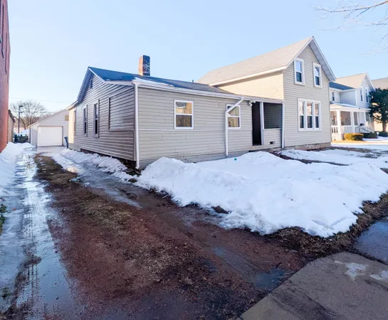 $176,000 | 206 North 2nd Avenue, Wausau, WI 54401