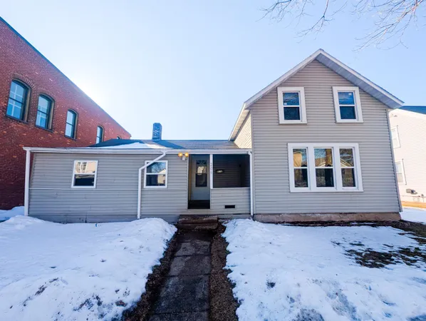 $176,000 | 206 North 2nd Avenue, Wausau, WI 54401