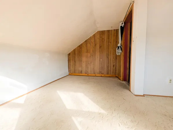 $176,000 | 206 North 2nd Avenue, Wausau, WI 54401