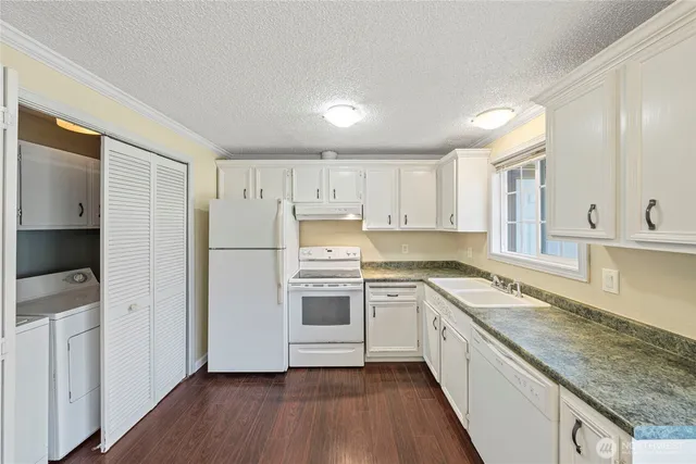 $599,999 | 28602 46th Avenue South, Auburn, WA 98001