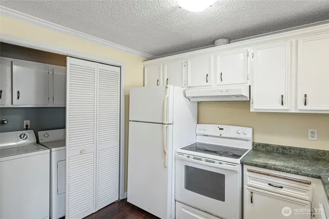 $599,999 | 28602 46th Avenue South, Auburn, WA 98001