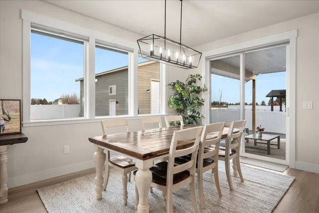 $997,000 | 8616 North Molly Street, Spokane, WA 99208