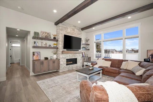 $997,000 | 8616 North Molly Street, Spokane, WA 99208