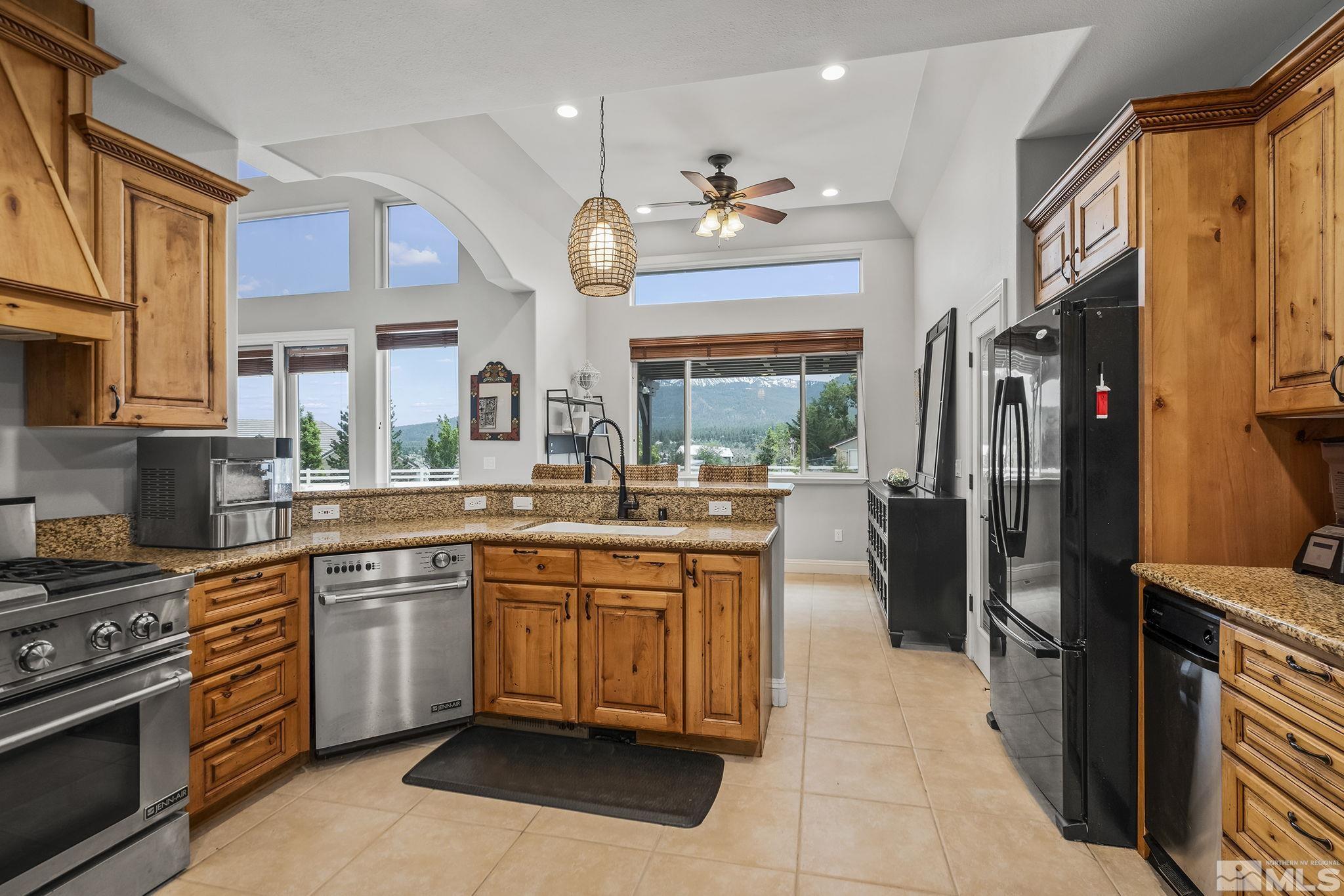 4935 Thompson Court Reno, NV 89511 - Photo 11 of 39 Photo 11
