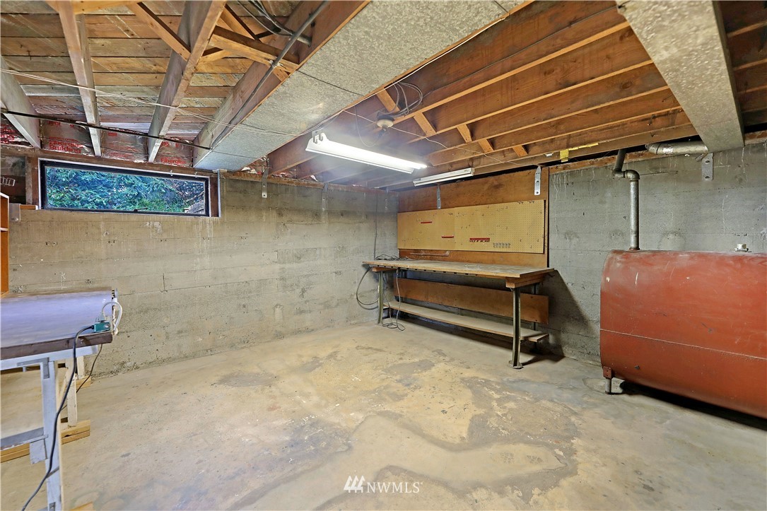 18763 Ridgefield Road Northwest Shoreline, WA 98177 - Photo 29 of 40 Gallery Image 29