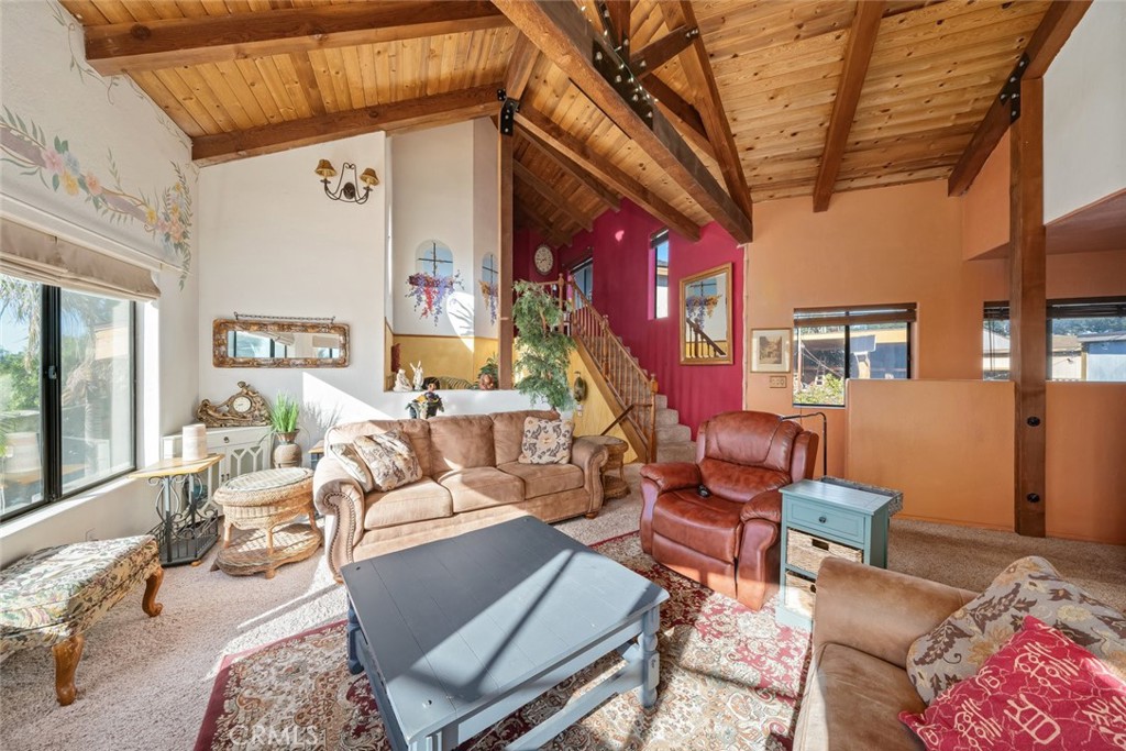 330 East Ormonde Road Arroyo Grande, CA 93420 - Photo 8 of 56 a living room with furniture
