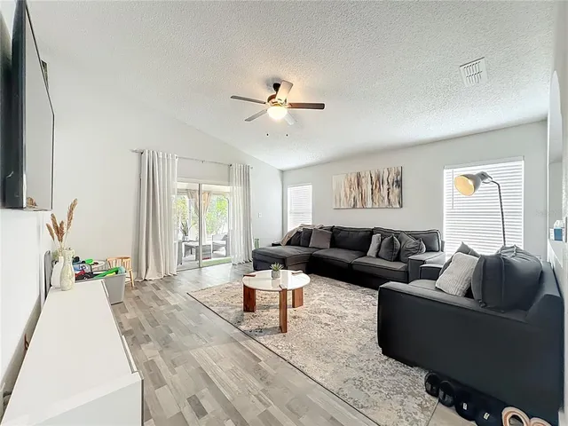 $328,000 | 2045 Newtown Road, Groveland, FL 34736