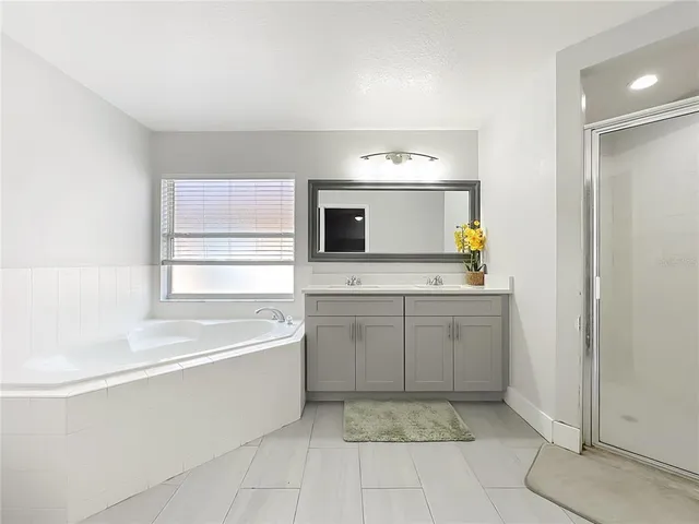 $328,000 | 2045 Newtown Road, Groveland, FL 34736