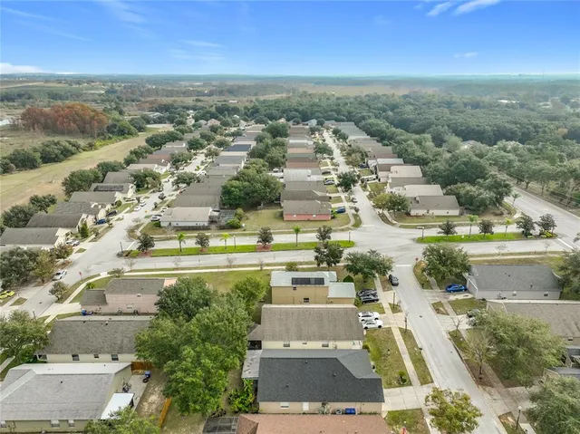 $328,000 | 2045 Newtown Road, Groveland, FL 34736