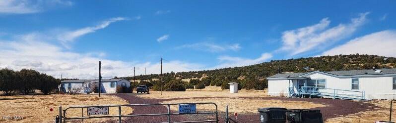 25 County Road Concho, AZ 85924 - Photo 6 of 37 Panoramic both homes