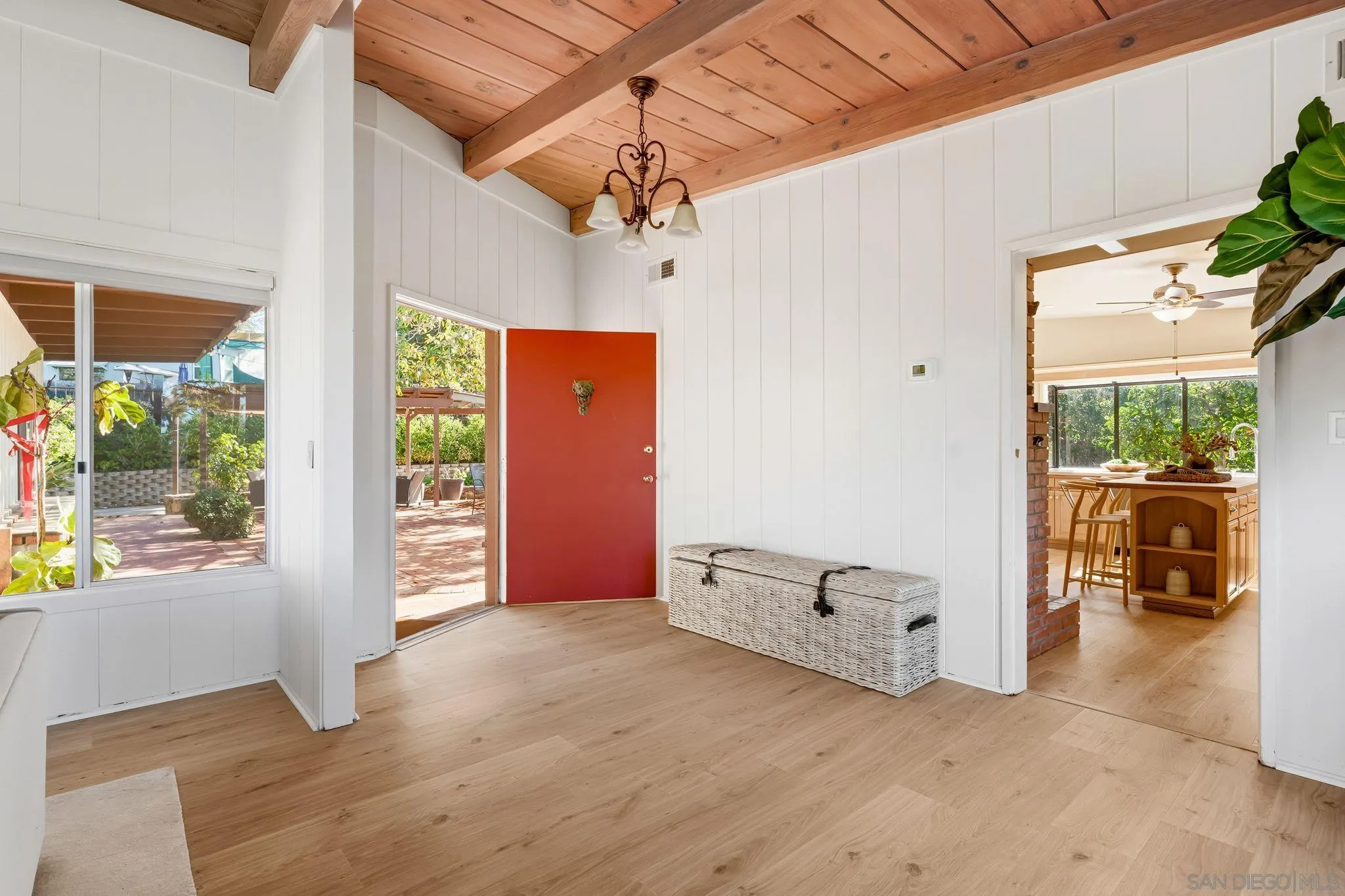 459 Carolina Road Del Mar, CA 92014 - Photo 11 of 58 Gallery Image 11