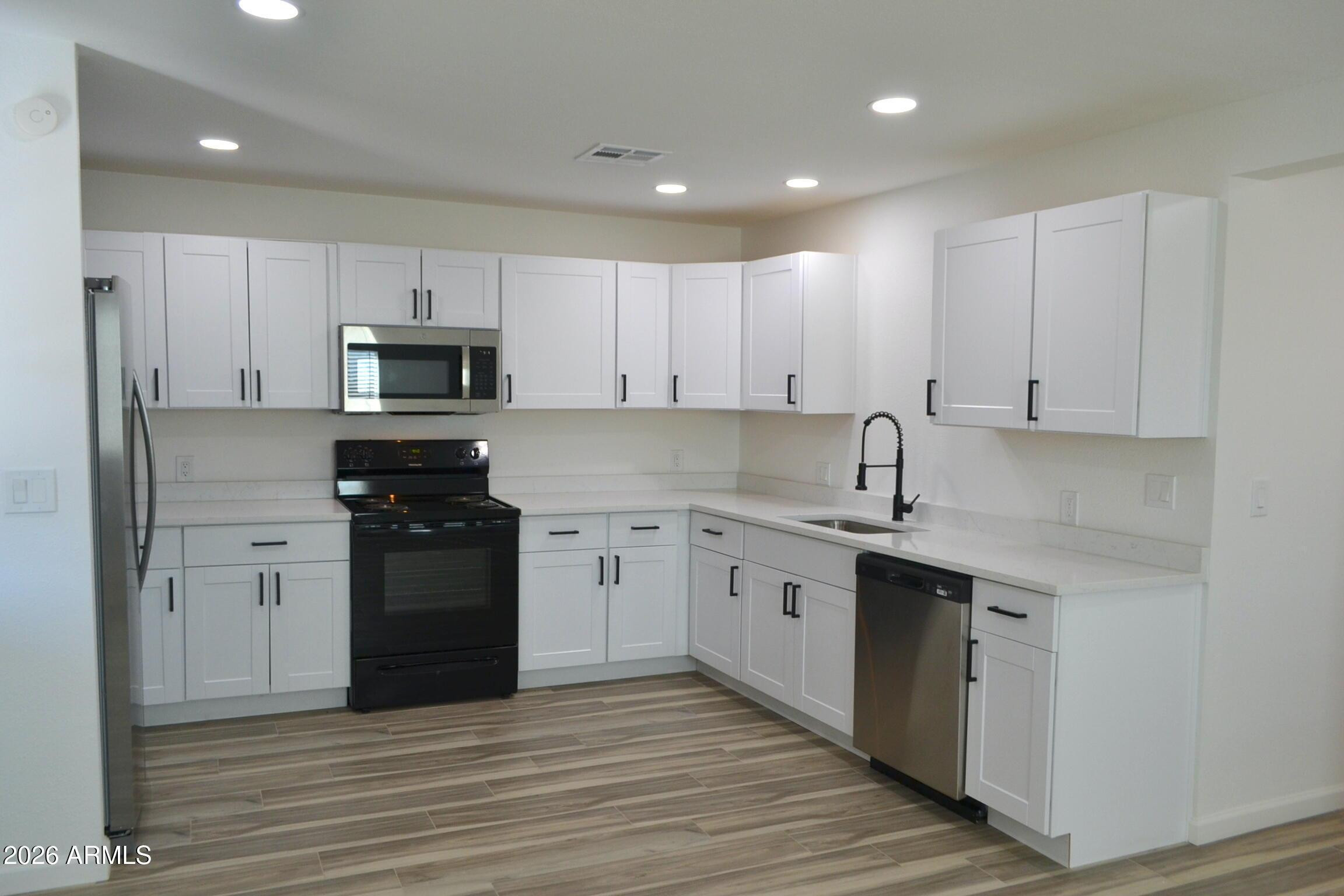 44 North Mountain Road, Unit 1 Apache Junction, AZ 85120 - Photo 7 of 13 Photo #7