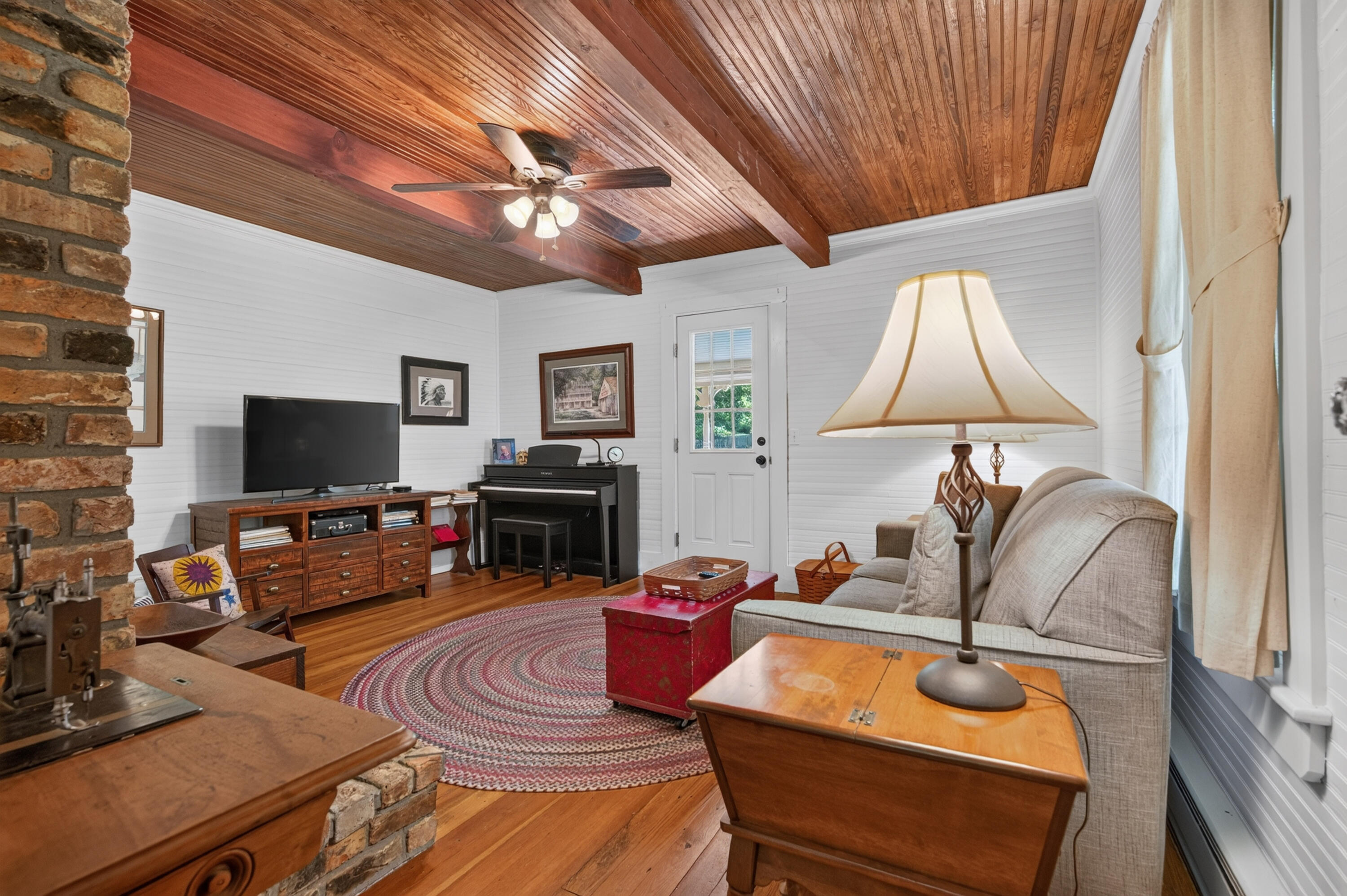 2067 Bethlehem Church Road Northeast Floyd, VA 24091 - Photo 12 of 116 floyd-12