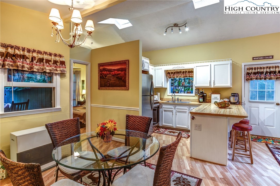 524 Windridge Road Newland, NC 28657 - Photo 11 of 21 Gallery Image 11