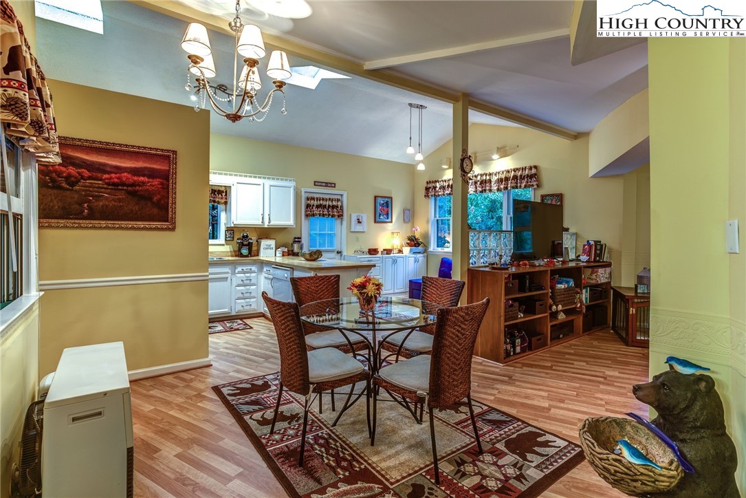 524 Windridge Road Newland, NC 28657 - Photo 9 of 21 Gallery Image 9