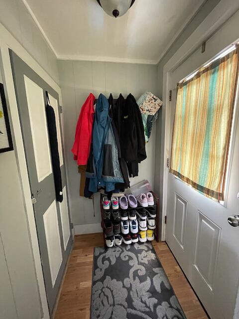 150 Williams Pond Road Bucksport, ME 04416 - Photo 12 of 52 Mud room