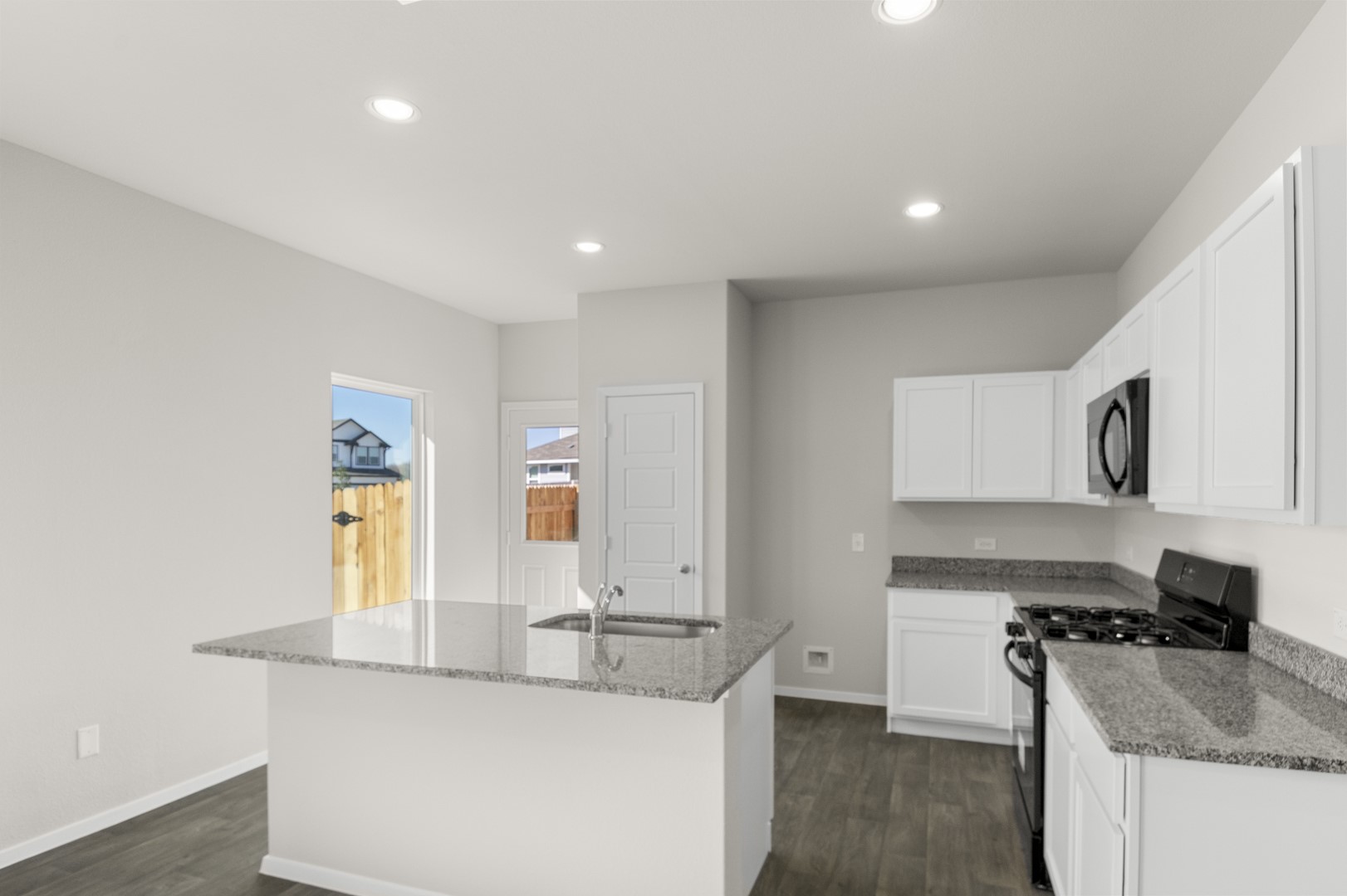 372 Jade Street Maxwell, TX 78656 - Photo 21 of 32