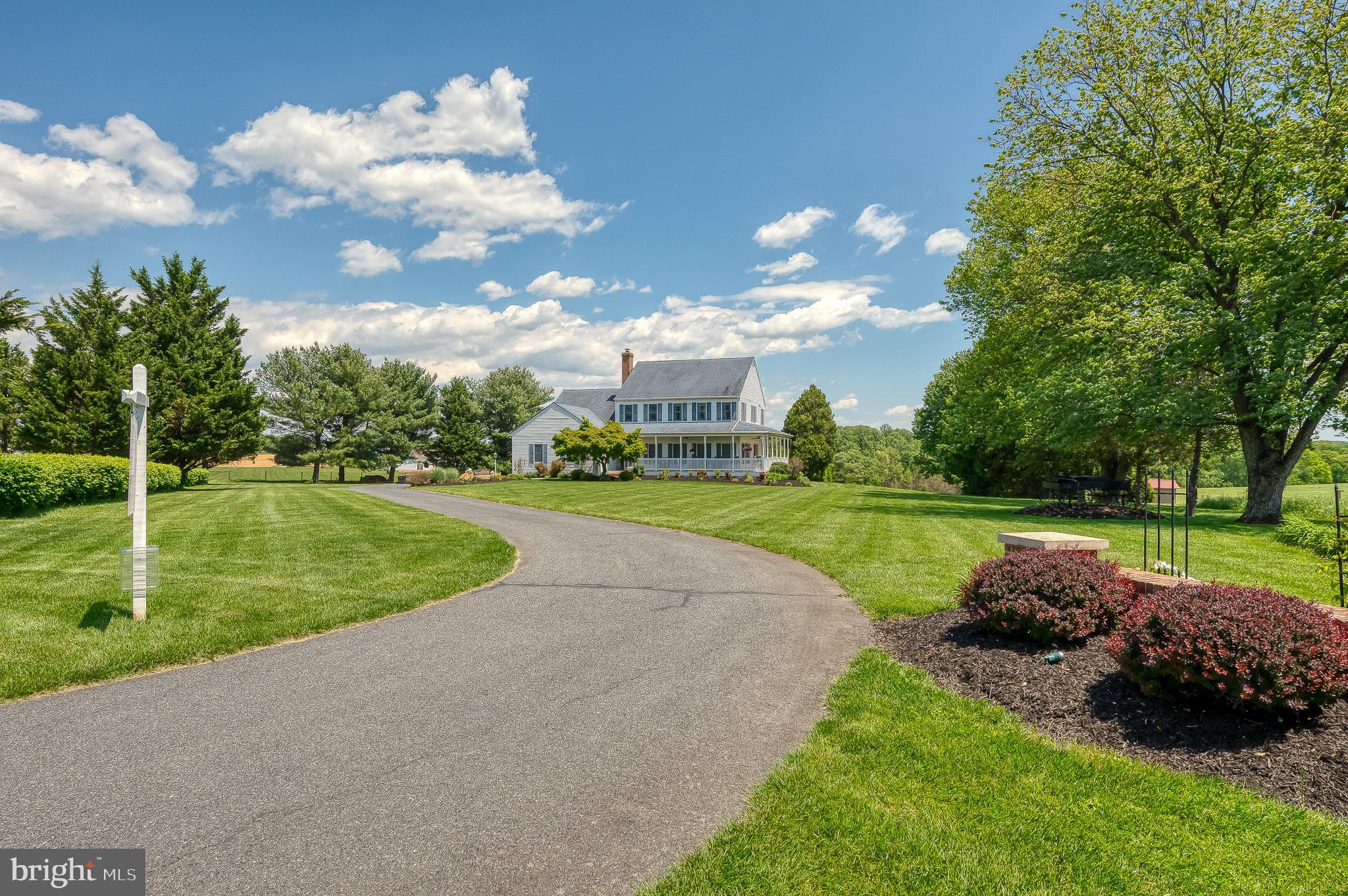 2555 Baldwin Mill Road Baldwin, MD 21013 - Photo 61 of 110 Large Driveway