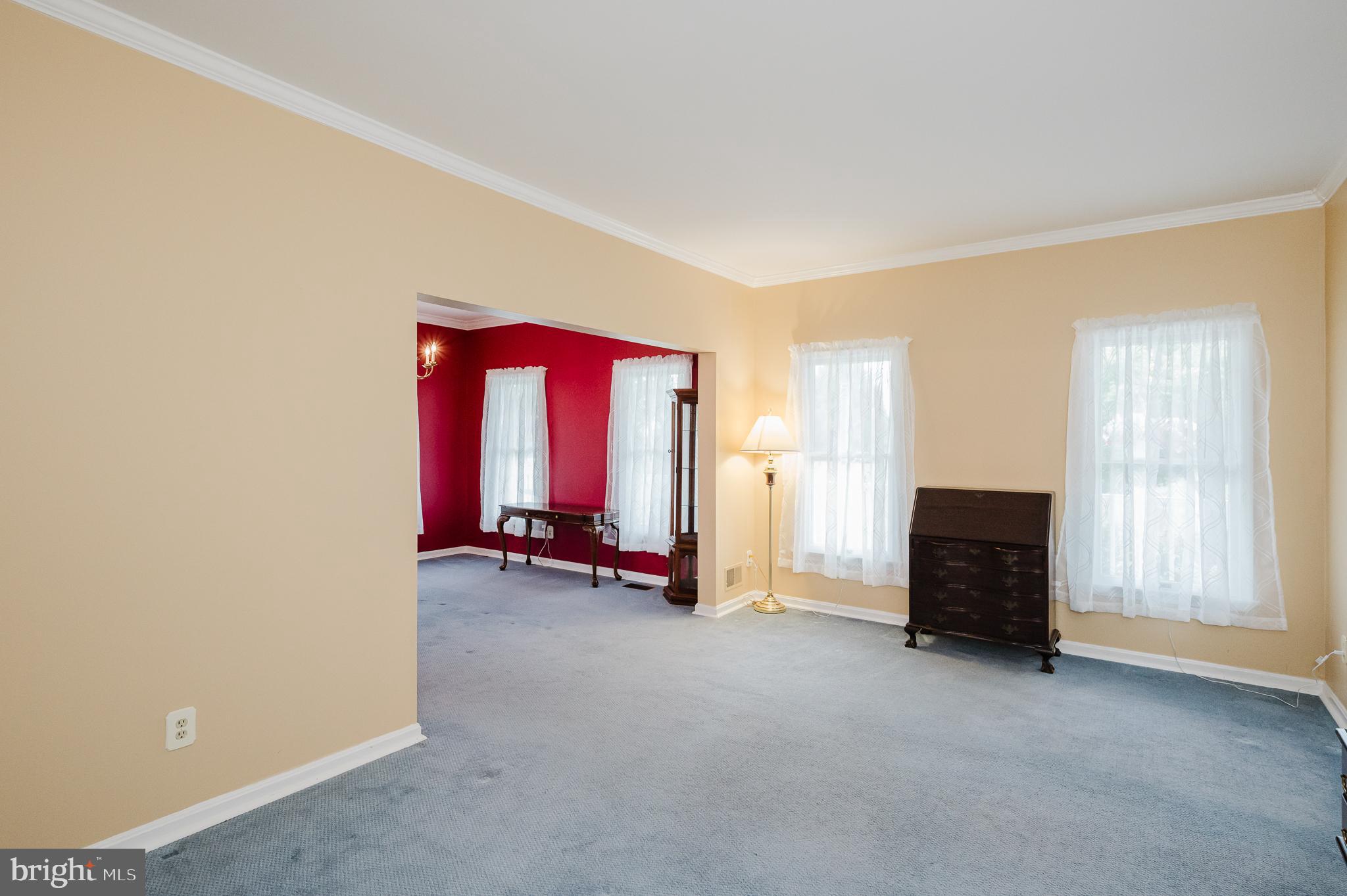2555 Baldwin Mill Road Baldwin, MD 21013 - Photo 7 of 110 Living Room