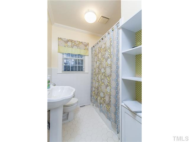 1503 Doughton Street Raleigh, NC 27608 - Photo 11 of 25 Photo 11