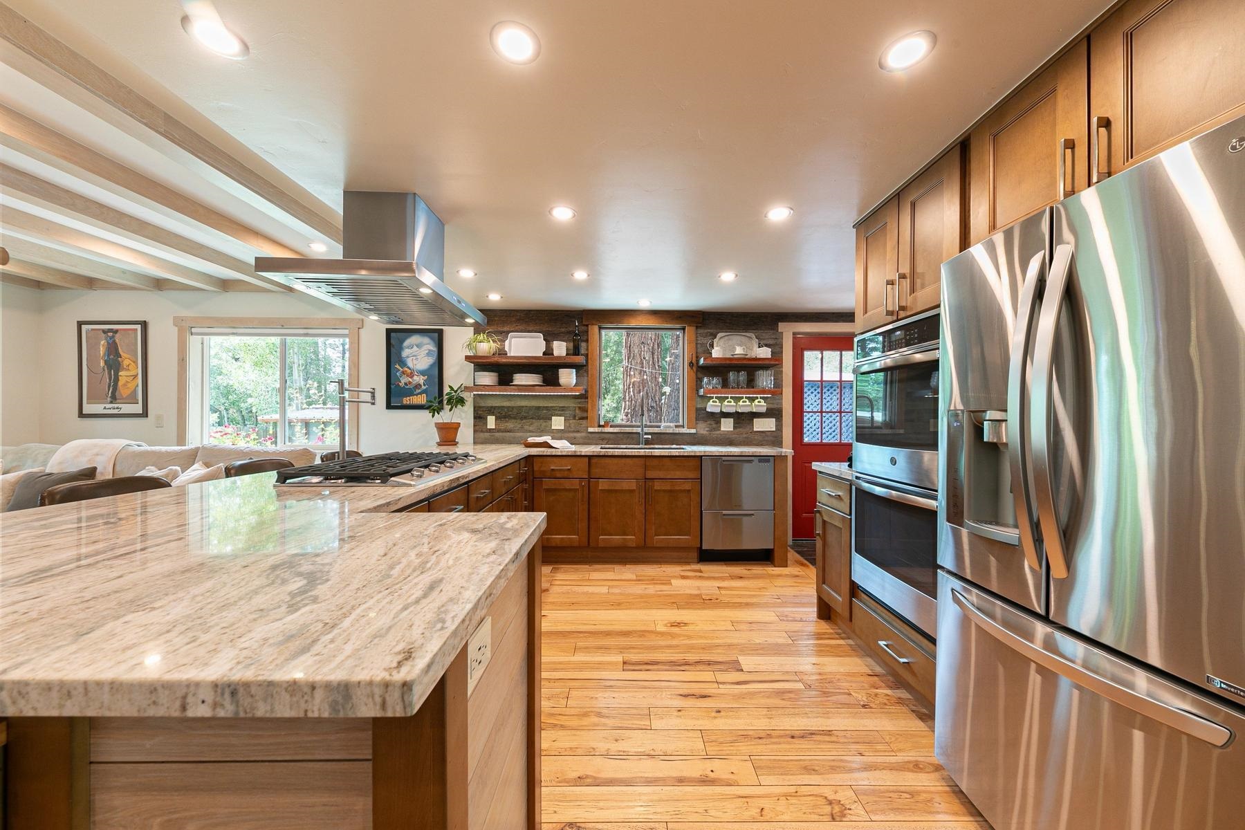 15744 Archery View Truckee, CA 96161 - Photo 7 of 28