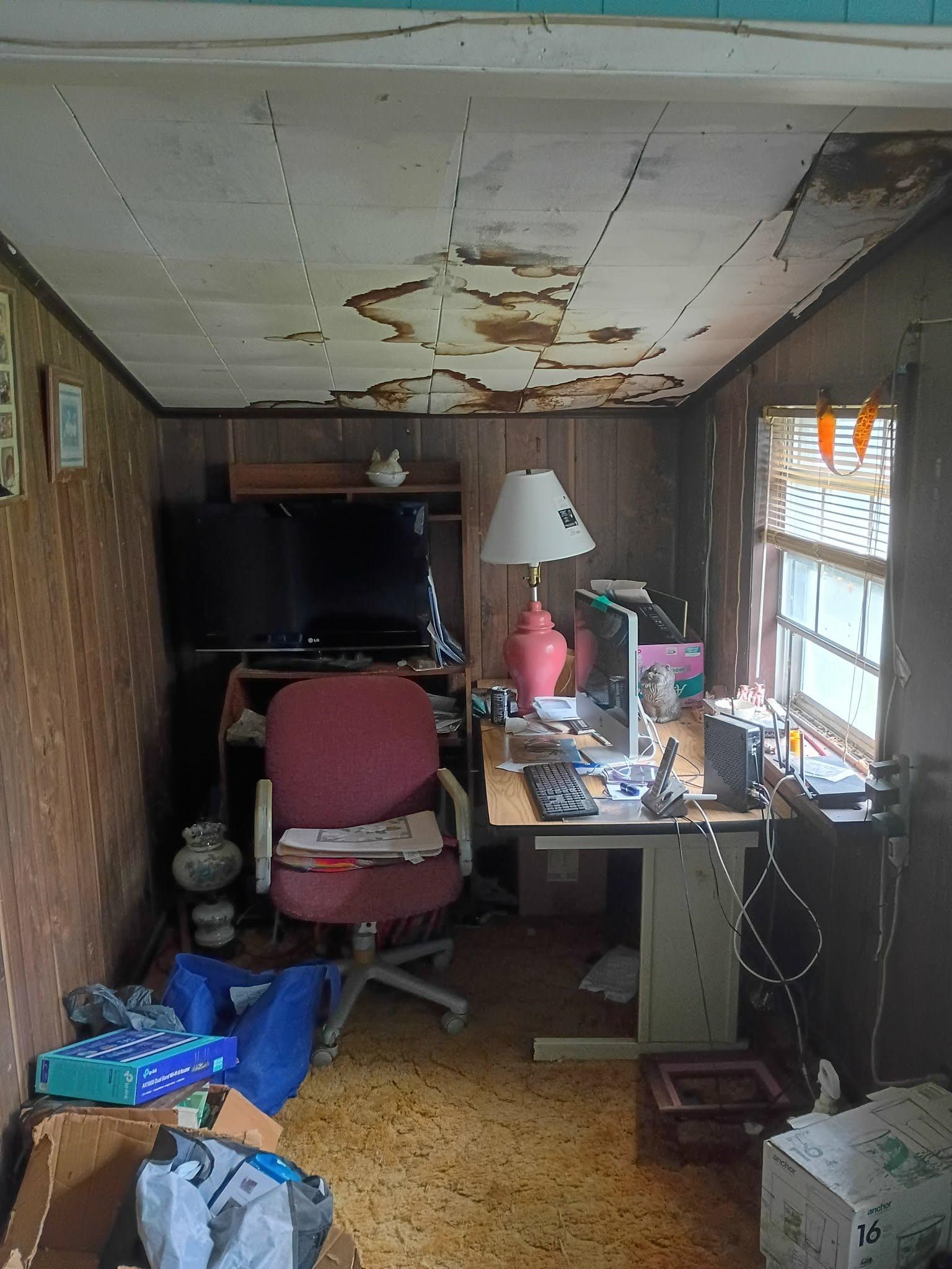 5255 Highway 30 Decatur, TN 37322 - Photo 24 of 36 Office area with wooden walls