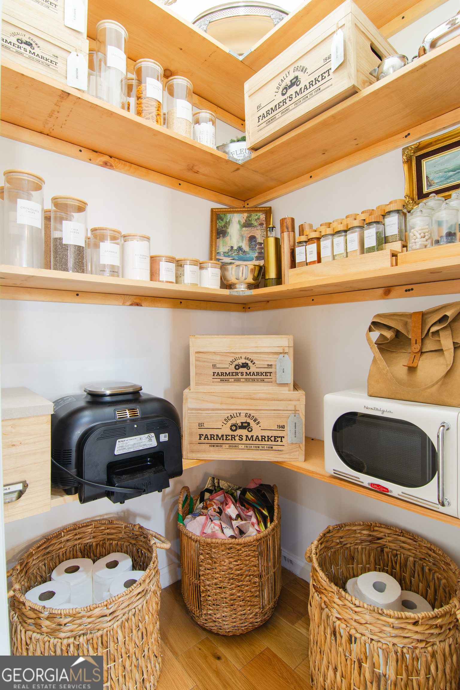 4957 Warmstone Way Southeast, Unit 15 Atlanta, GA 30339 - Photo 13 of 34 a room with furniture and a rug