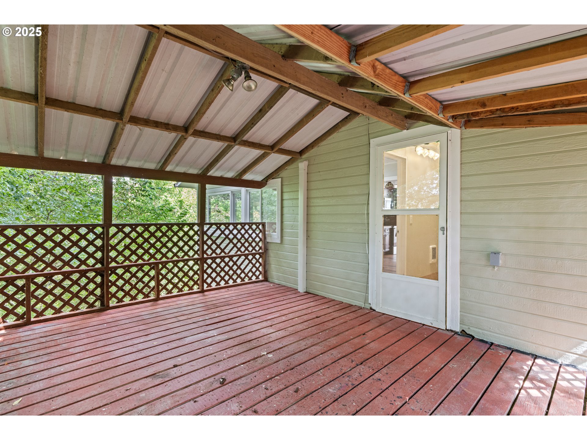 512 4th Street Myrtle Point, OR 97458 - Photo 3 of 33 Gallery Image 3