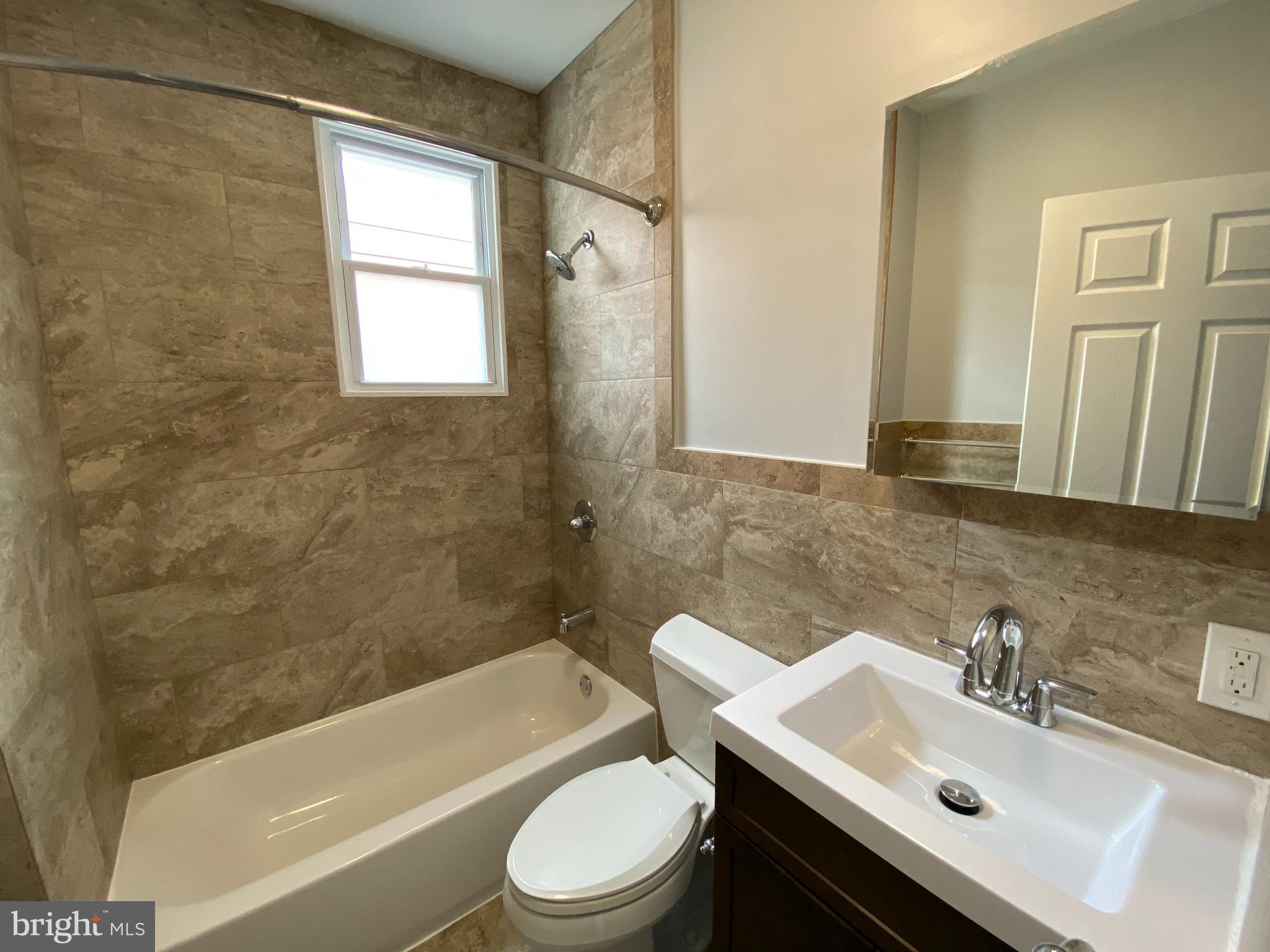 1246 South Bonsall Street Philadelphia, PA 19146 - Photo 15 of 24