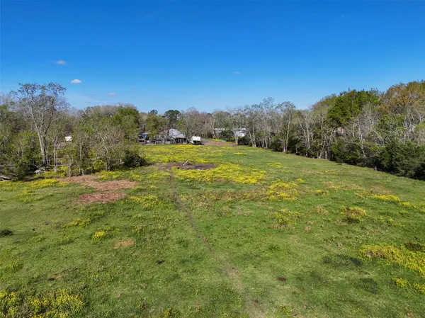 $600,000 | 1227 Avenue L, Santa Fe, TX 77510