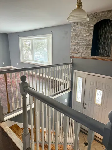 a view of entryway with bedroom