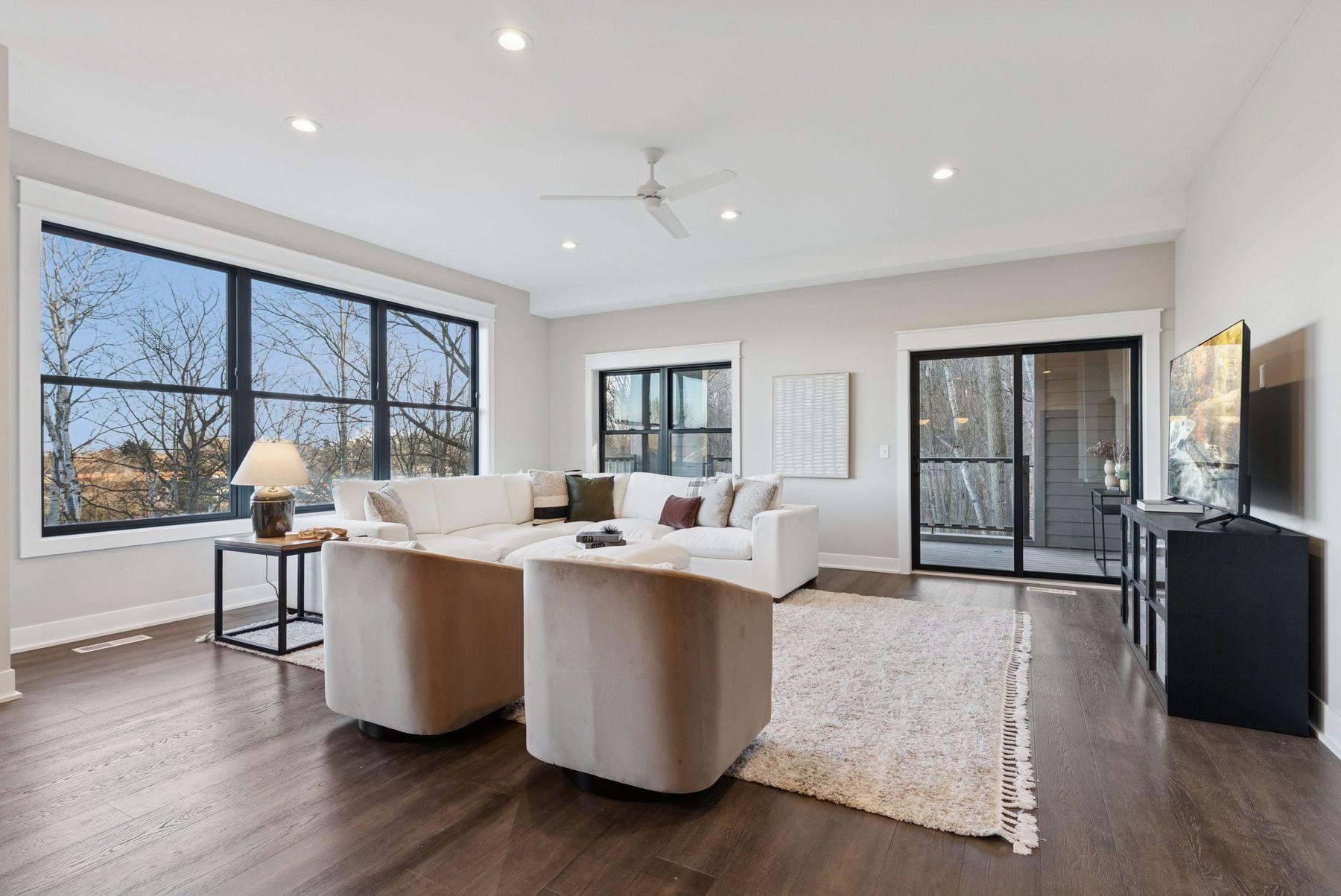 5754 Shady Oak Road, Unit 1 Minnetonka, MN 55343 - Photo 16 of 52