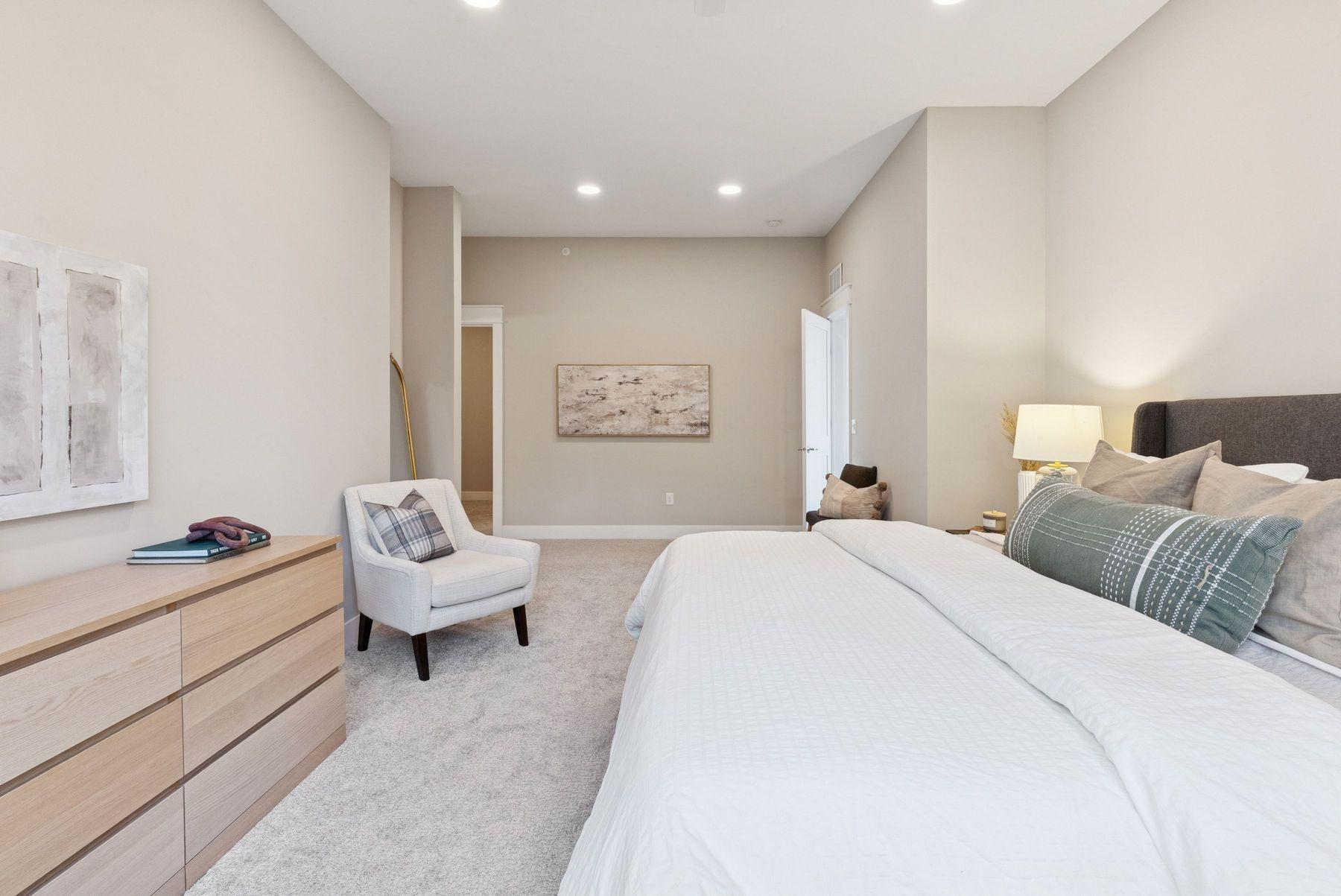 5754 Shady Oak Road, Unit 1 Minnetonka, MN 55343 - Photo 23 of 52