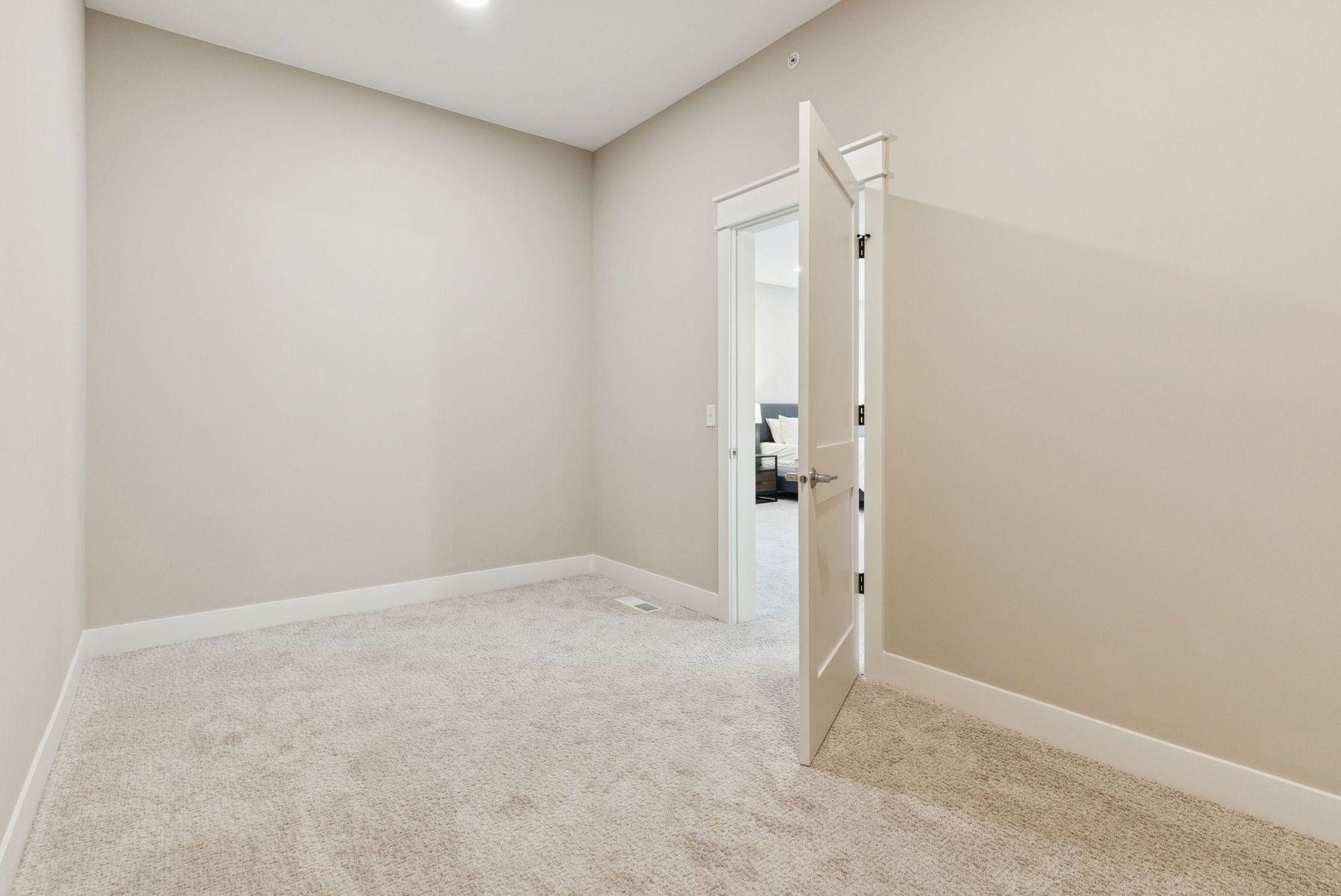 5754 Shady Oak Road, Unit 1 Minnetonka, MN 55343 - Photo 29 of 52