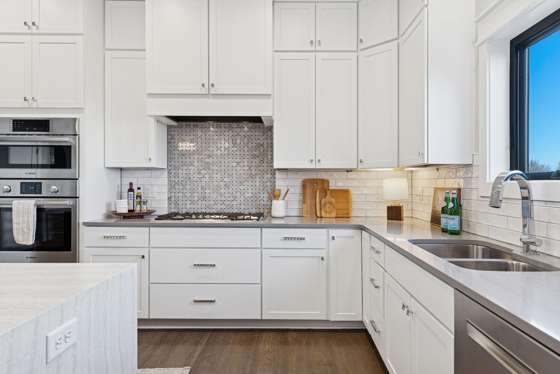 5754 Shady Oak Road, Unit 1 Minnetonka, MN 55343 - Photo 6 of 52