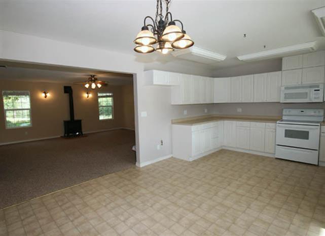 31649 Sioux Road Coarsegold, CA 93614 - Photo 4 of 35 Gallery Image 4