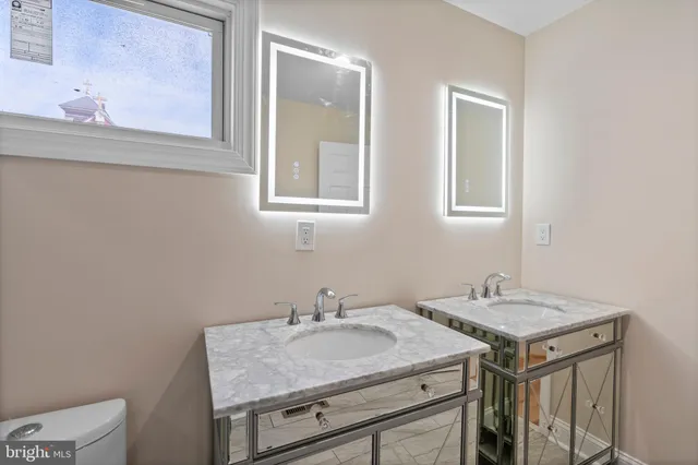 $899,999 | 919 Stiles Street, Baltimore, MD 21202