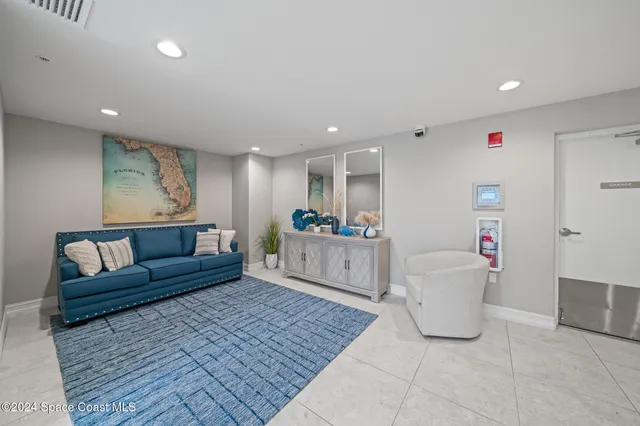 $910,000 | 1465 South Harbor City Boulevard, Unit 701, Melbourne, FL 32901