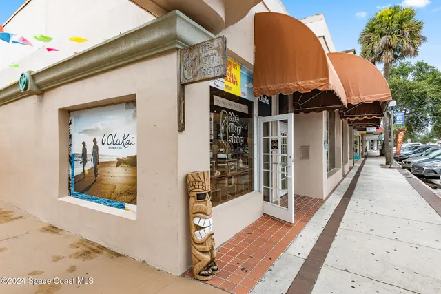 $910,000 | 1465 South Harbor City Boulevard, Unit 701, Melbourne, FL 32901