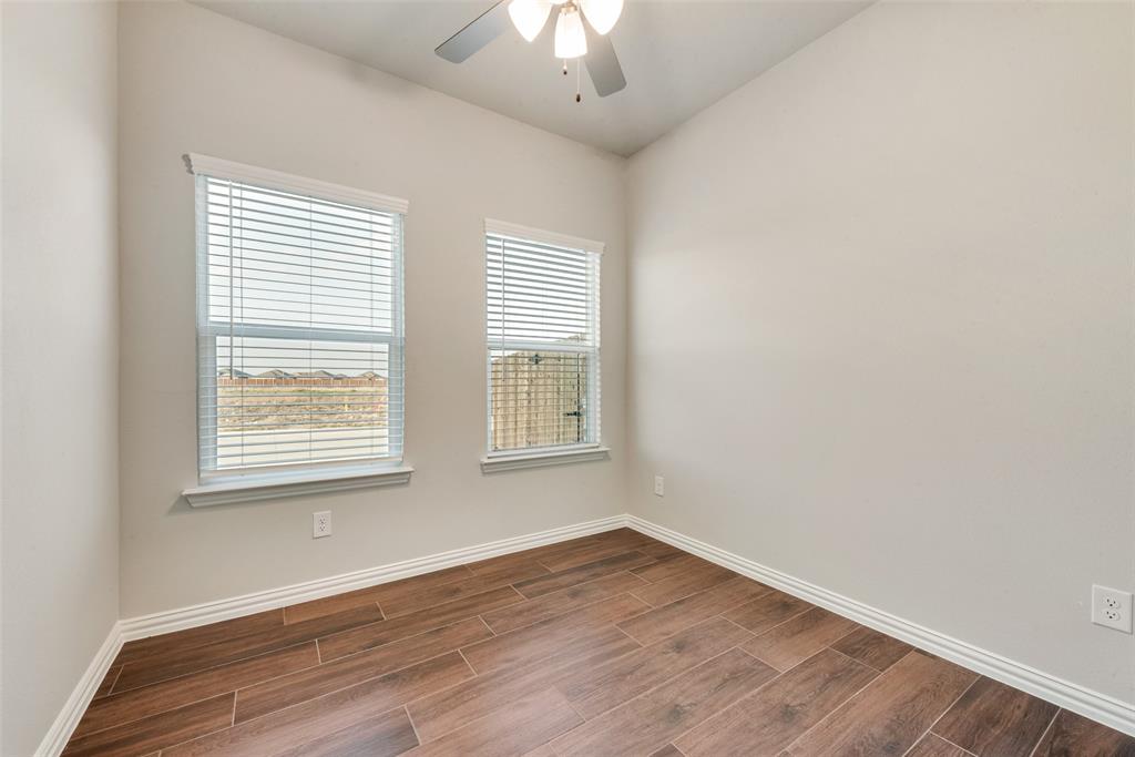 265 Sutter Mill Road Saginaw, TX 76131 - Photo 12 of 21 STOCK PHOTO